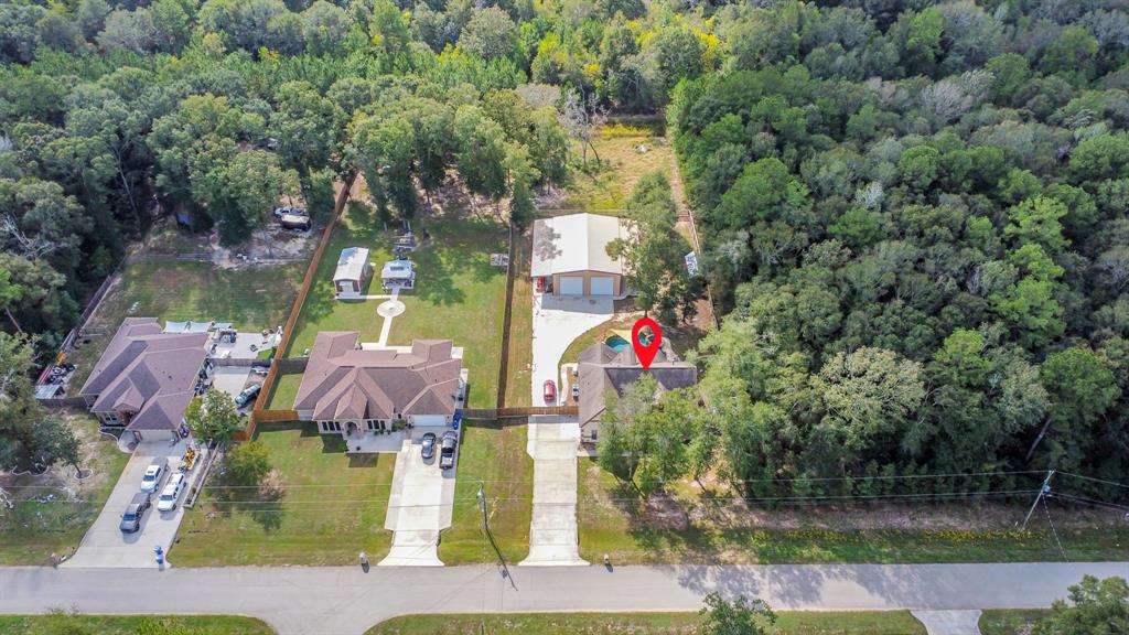 17266 Pecos Dr, Splendora, TX 77372