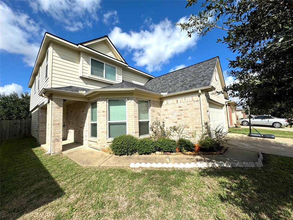 Sold 5111 Ivy Fair Way, Katy, TX 77449 4 Beds / 2 Full Baths / 1