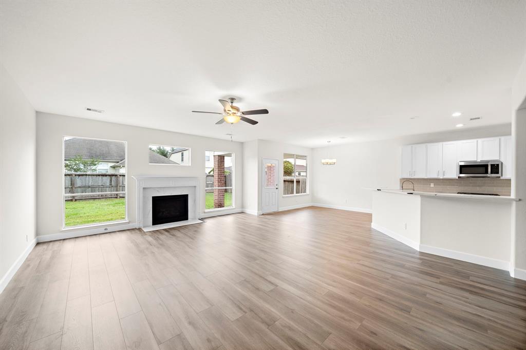 20427 Fall Foliage Dr, Humble, TX 77338