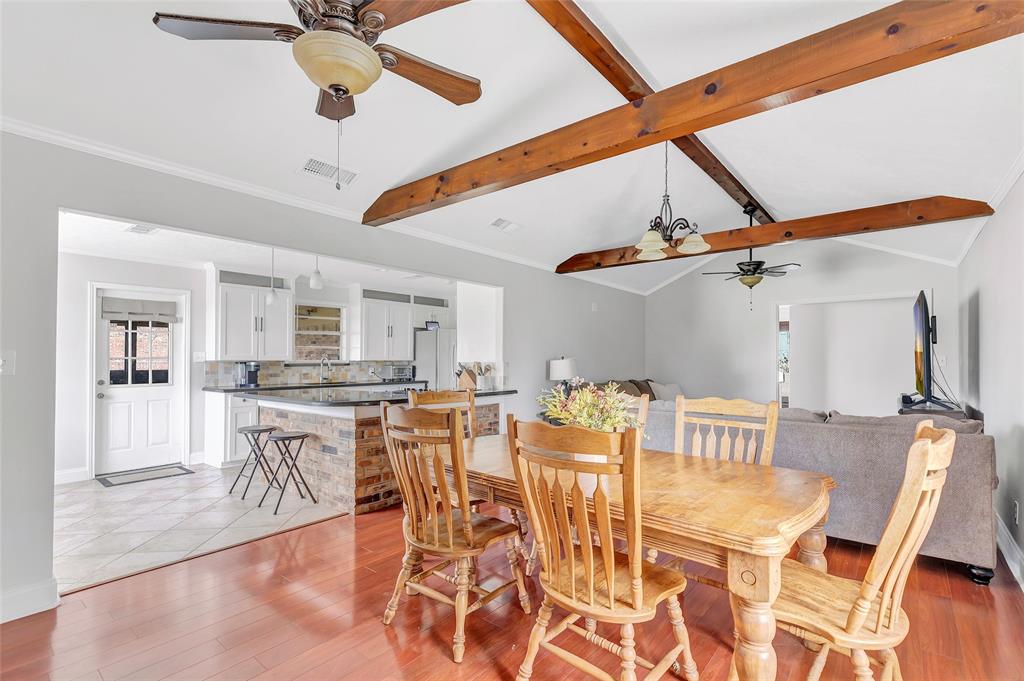 11314 Cherry Point Dr, Mont Belvieu, TX 77535