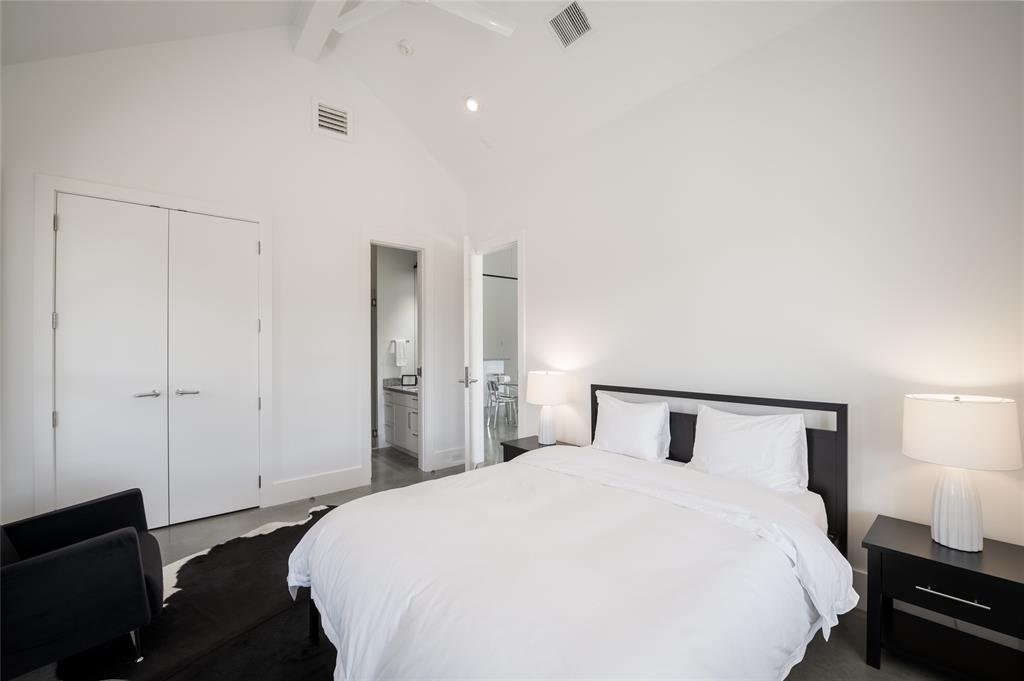 3896 CR 305, Navasota, TX 77868