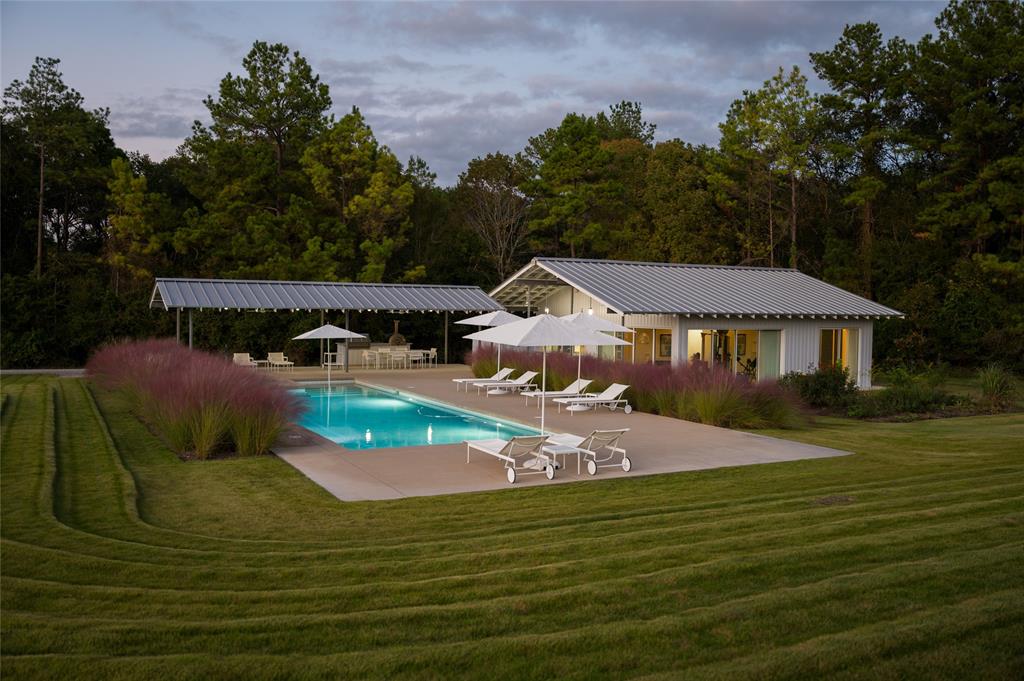 3896 CR 305, Navasota, TX 77868