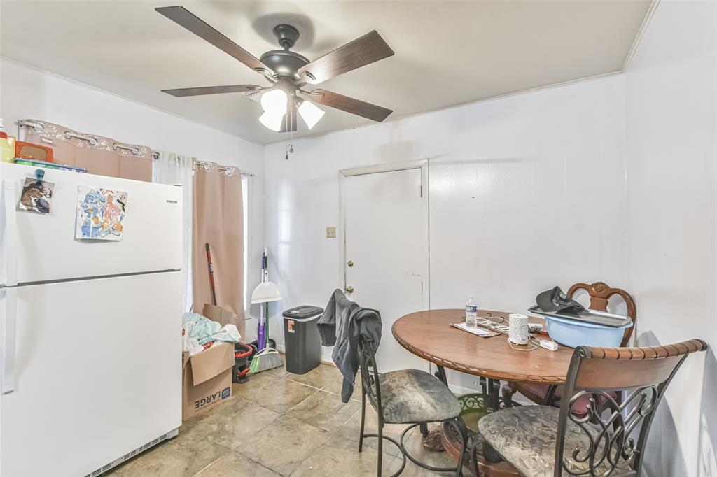 1812 Willow St, Liberty, TX 77575