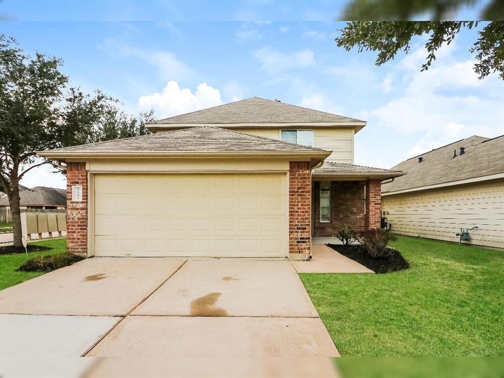 For Lease 5507 Latta Plantation Drive, Katy, TX 77449 4 Beds / 2