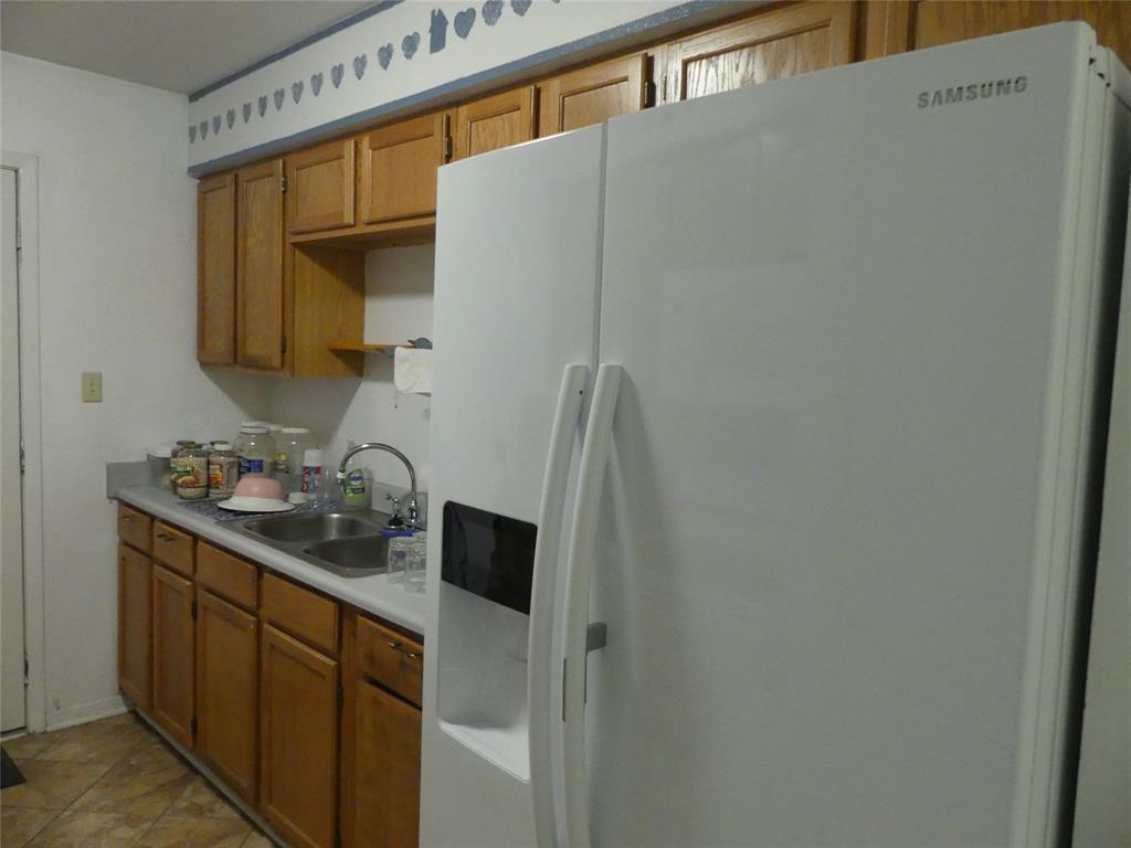 839 Robbie St, Liberty, TX 77575