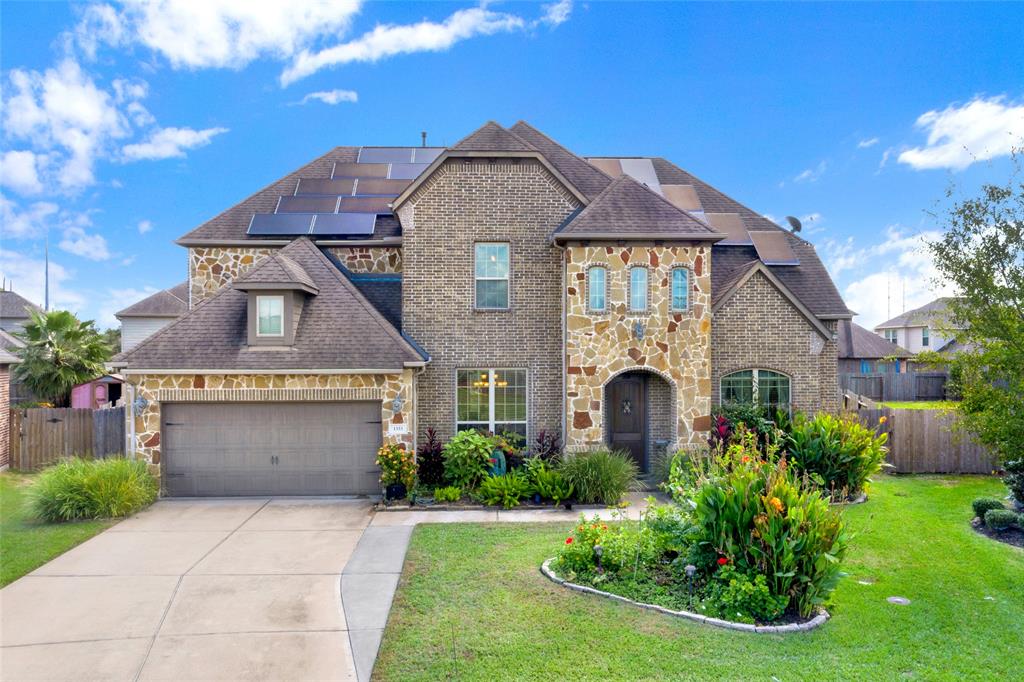 1333 Elkins Hollow Lane, League City, TX 77573