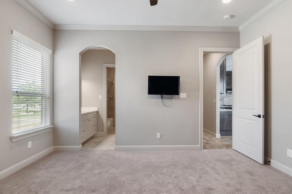 4756 Dutton Lake Dr, Baytown, TX 77523