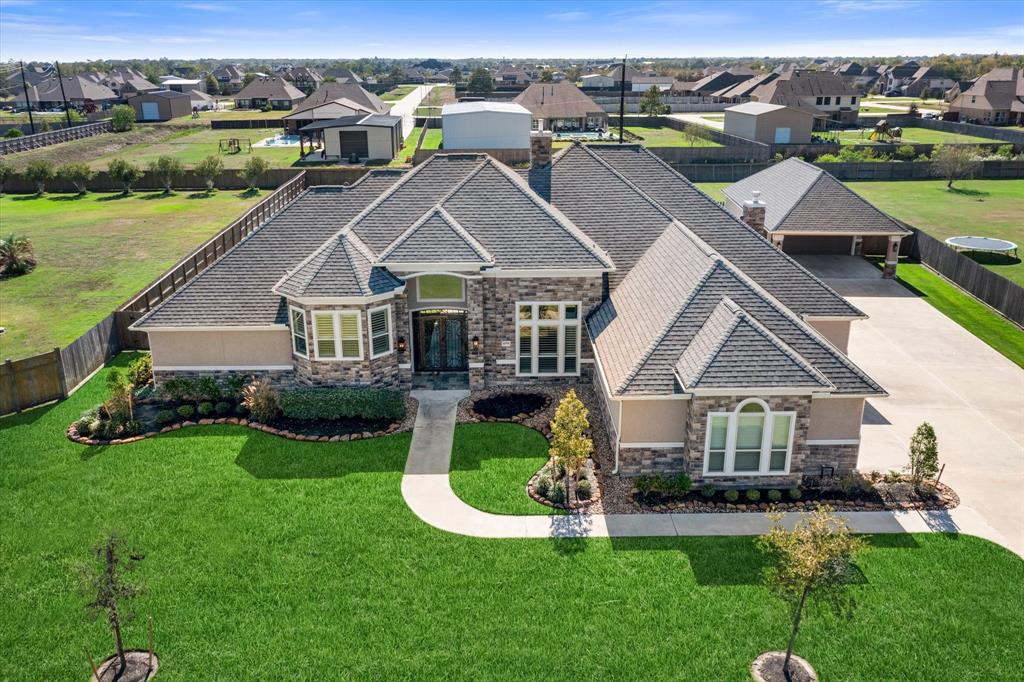 4756 Dutton Lake Dr, Baytown, TX 77523