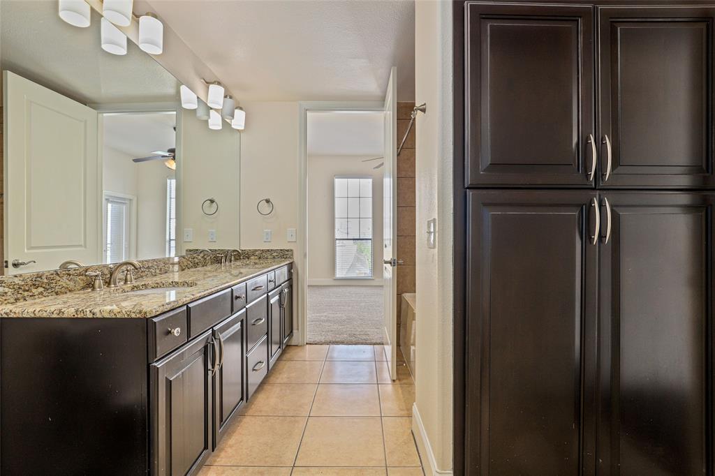 2120 Kipling St 402, Houston, TX 77098