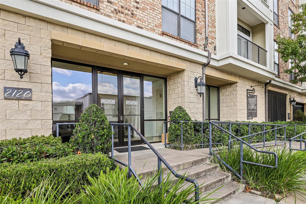 2120 Kipling St 402, Houston, TX 77098