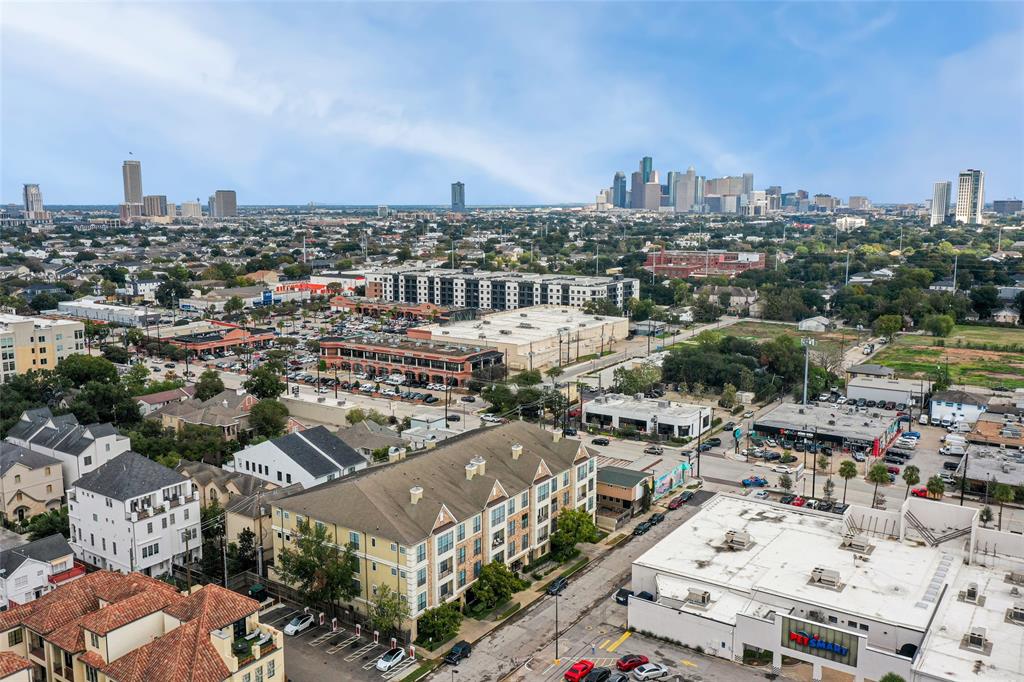 2120 Kipling St 402, Houston, TX 77098