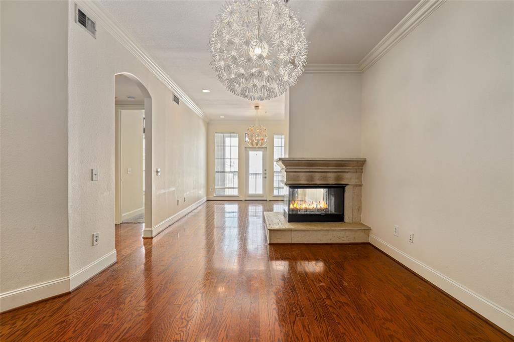 2120 Kipling St 402, Houston, TX 77098