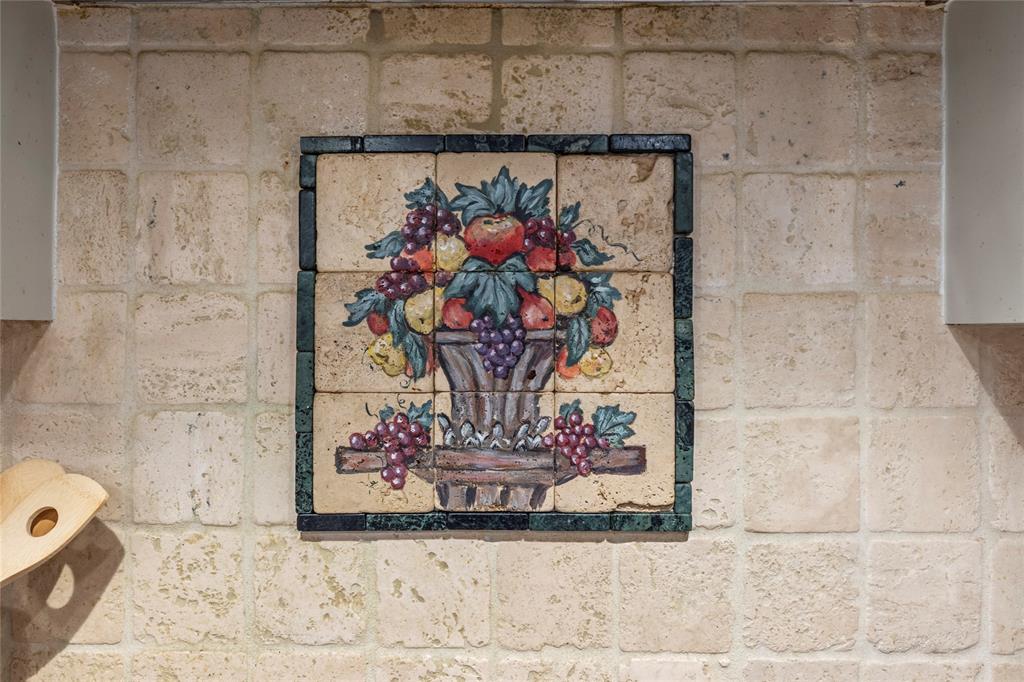 14714 Oak Bluff Ct, Houston, TX 77070