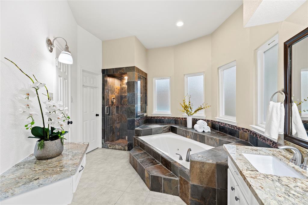 14714 Oak Bluff Ct, Houston, TX 77070