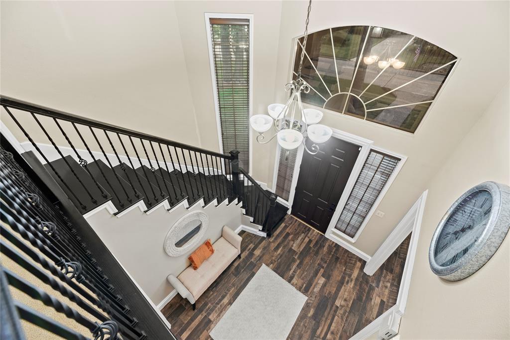 14714 Oak Bluff Ct, Houston, TX 77070