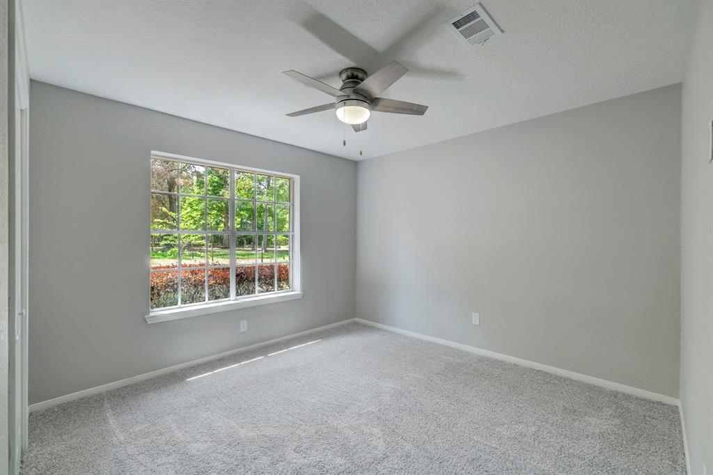 25869 Magnolia Dr, Splendora, TX 77372