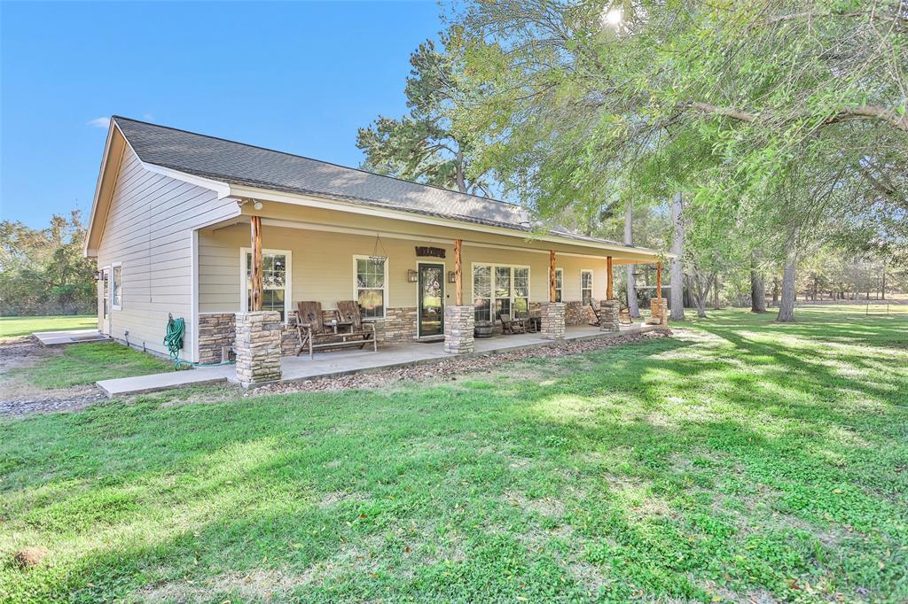 1000 Old Plantersville Rd, Montgomery, TX 77316