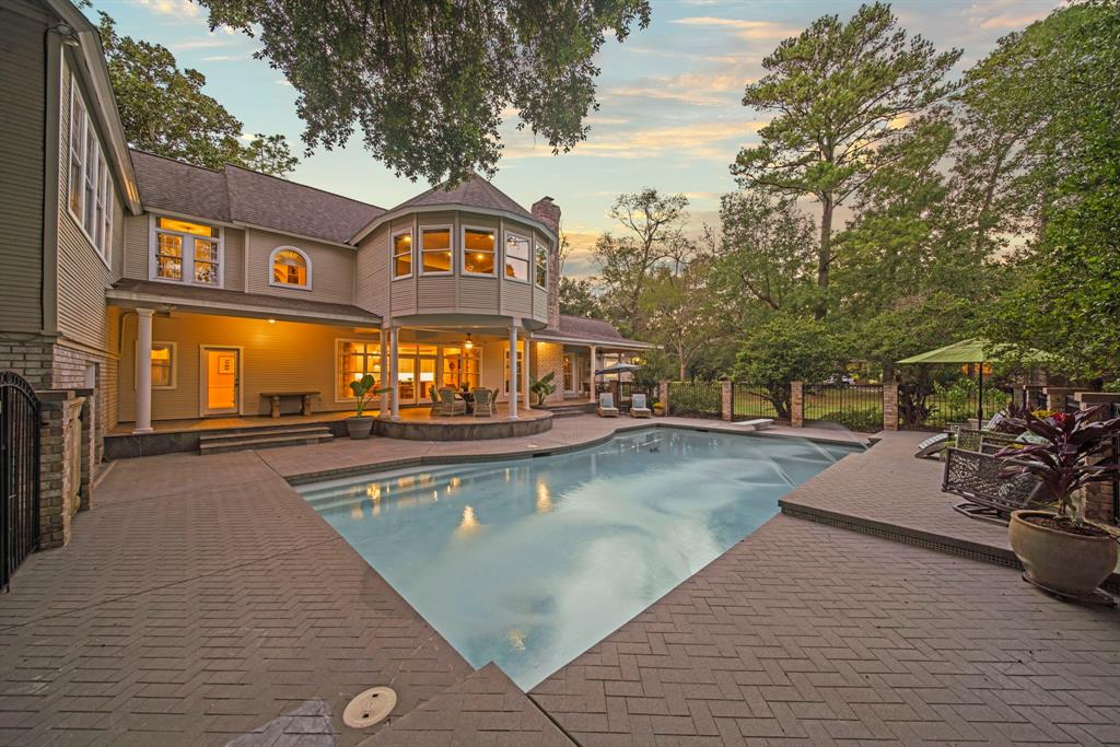 11018 Albury Park Ln, Tomball, TX 77375