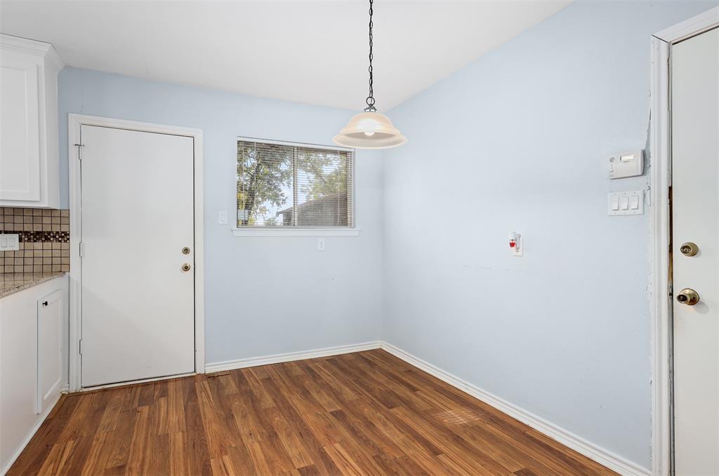 406 Llano St, Pasadena, TX 77504