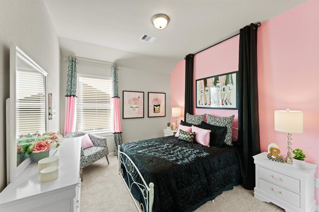 2030 Woodgate Ln, Tomball, TX 77375