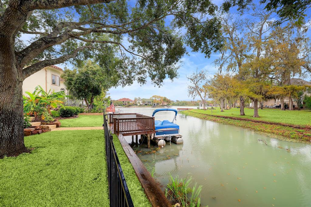 9 Swan Isle Blvd Blvd, Missouri City, TX 77459