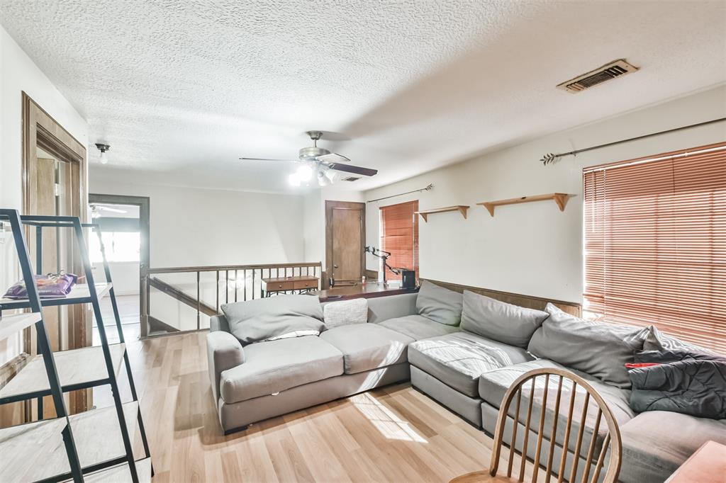 5419 Summerfield Ln, Spring, TX 77379