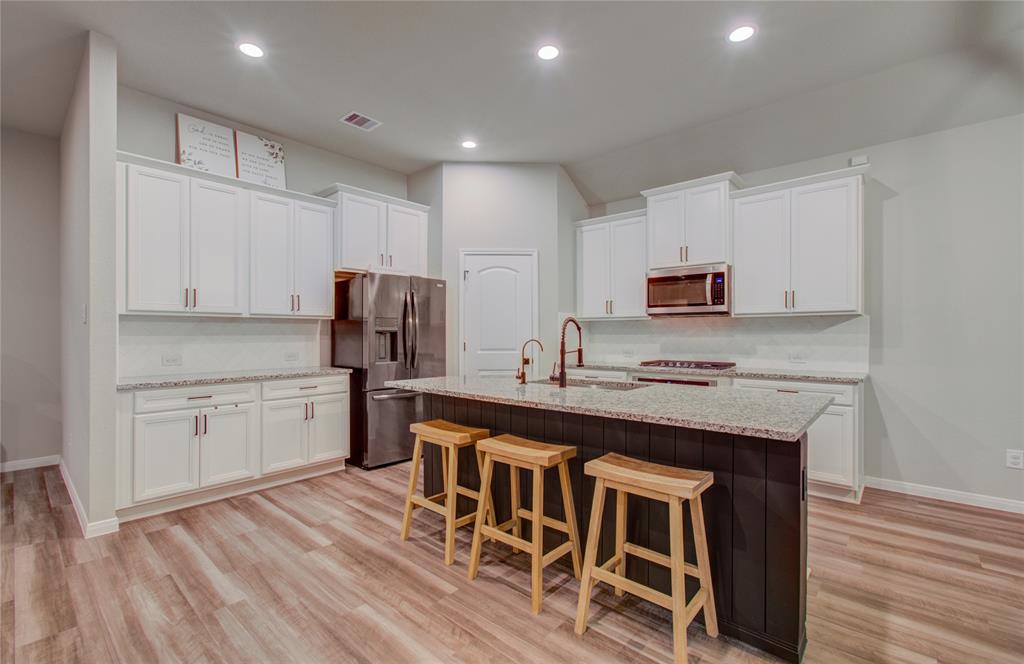 31302 Raleigh Creek Dr, Tomball, TX 77375