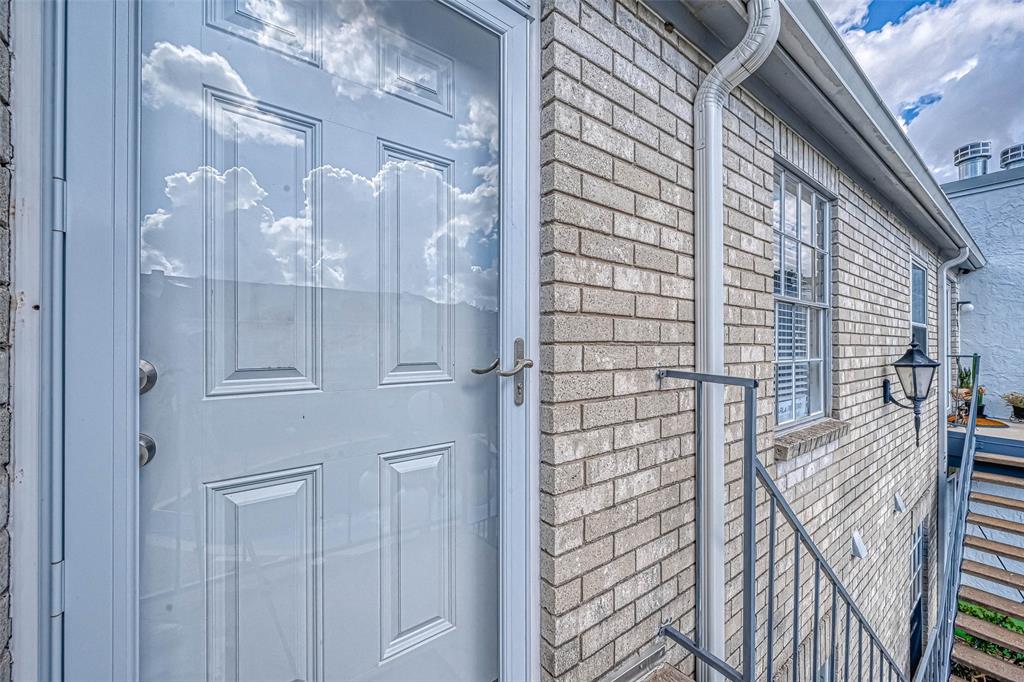 8787 Brae Acres Rd 1006, Houston, TX 77074