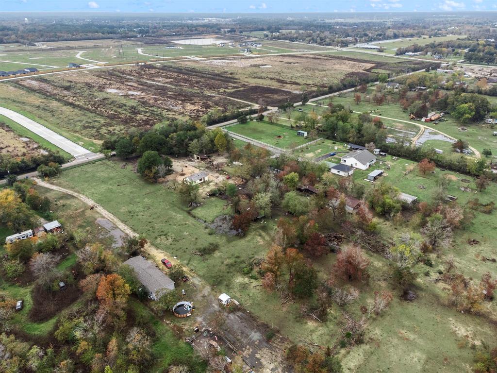 12718 Sralla Rd, Crosby, TX 77532