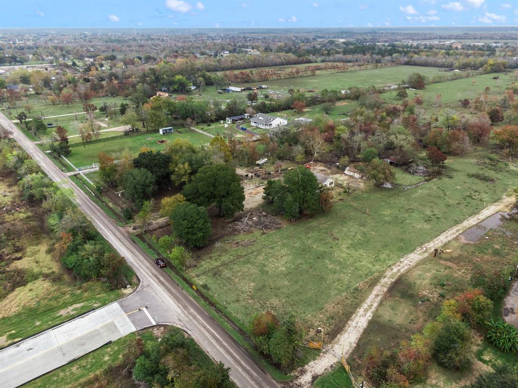 12718 Sralla Rd, Crosby, TX 77532