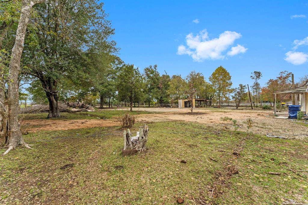 12718 Sralla Rd, Crosby, TX 77532