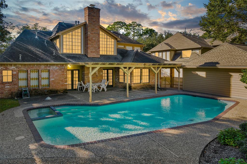 15818 S BARKERS LANDING ROAD, HOUSTON, TX 77079