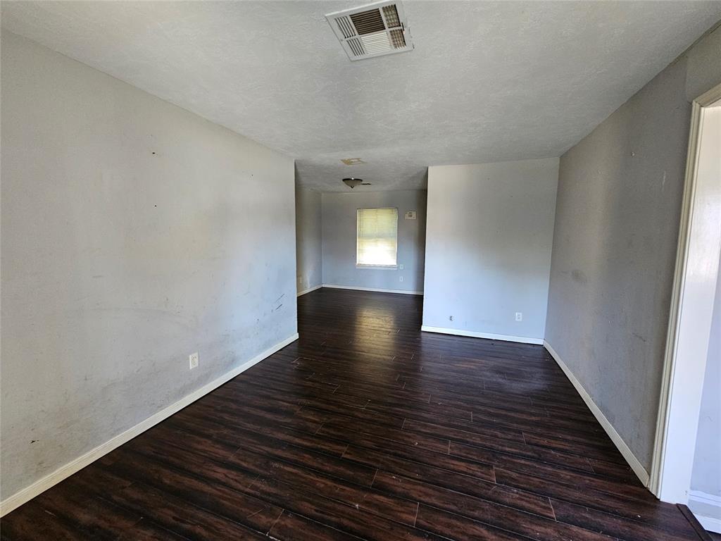 6834 Driftwood St, Houston, TX 77021