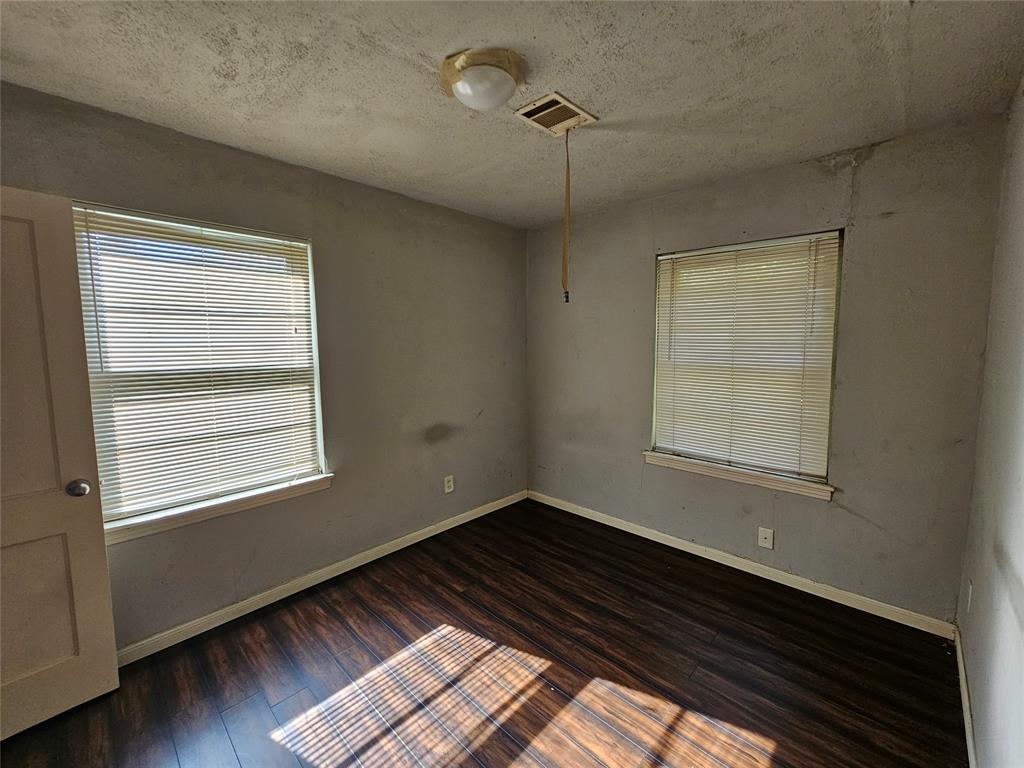 6834 Driftwood St, Houston, TX 77021