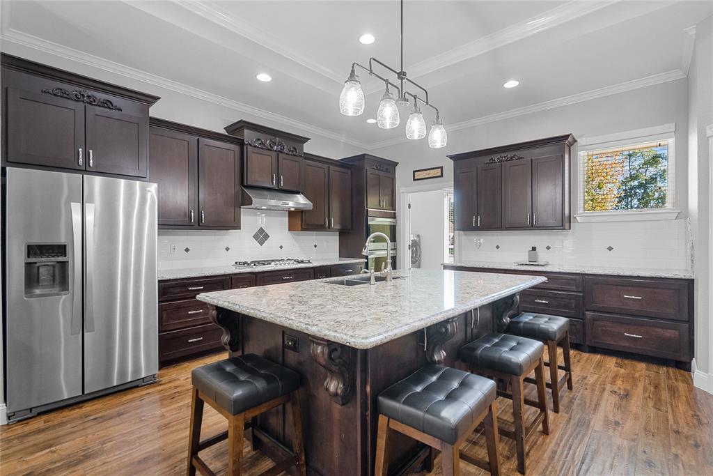 5420 Forest Cove Dr, Dickinson, TX 77539