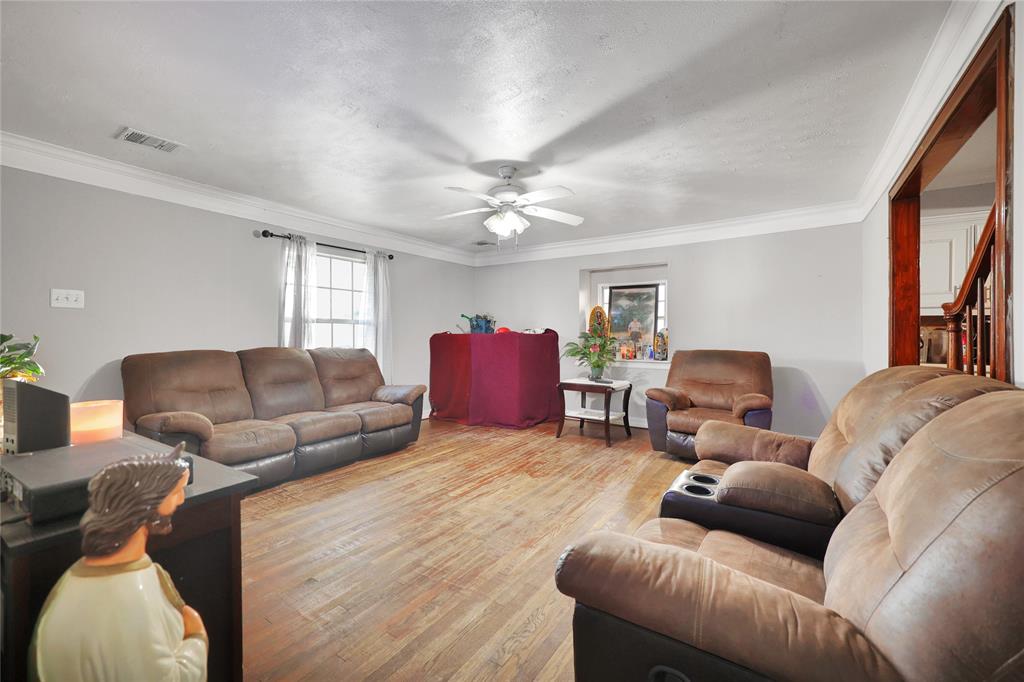 6017 Velma Ln, Houston, TX 77396