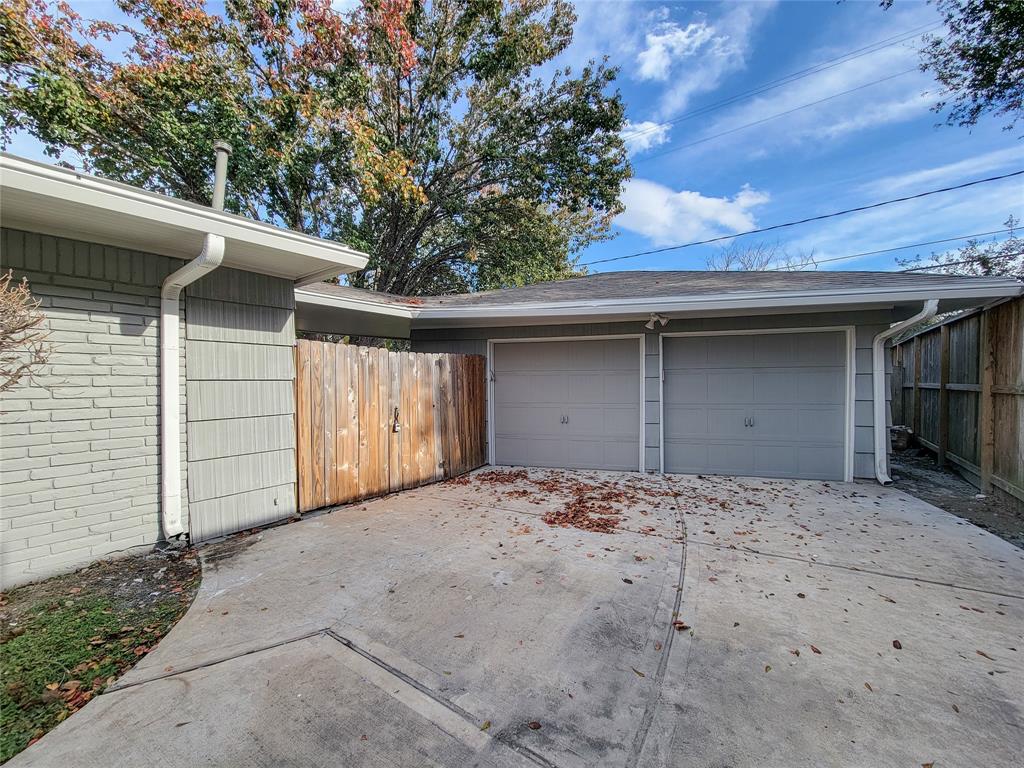 5027 Wigton Dr, Houston, TX 77096