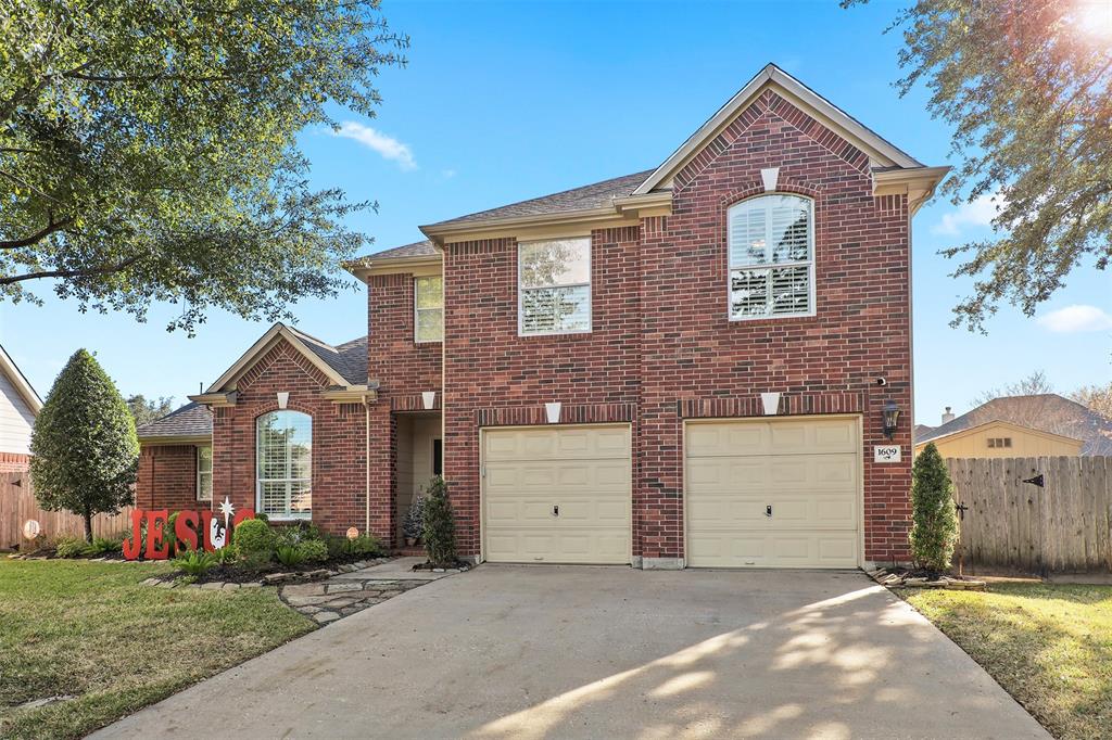 1609 Joshua Tree Ln, Deer Park, TX 77536