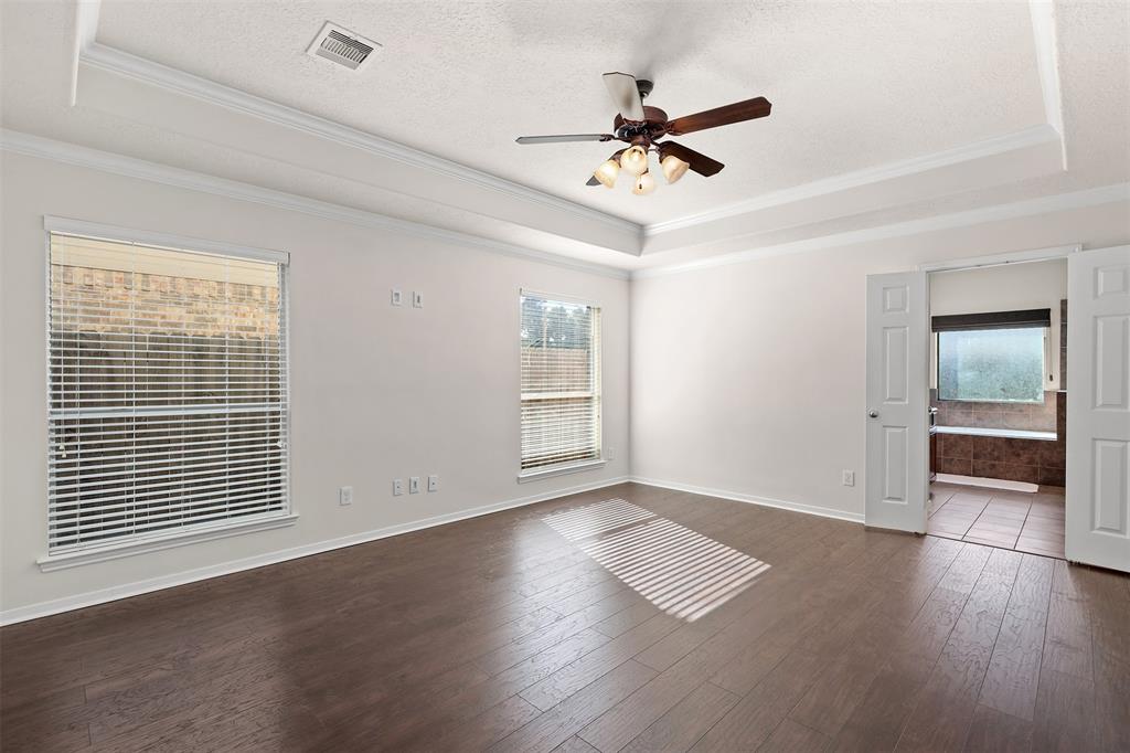 2217 Lisa Ln, Deer Park, TX 77536