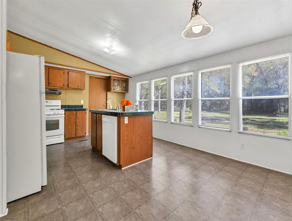 13214 Indian Ridge Dr, Old RiverWinfree, TX 77535