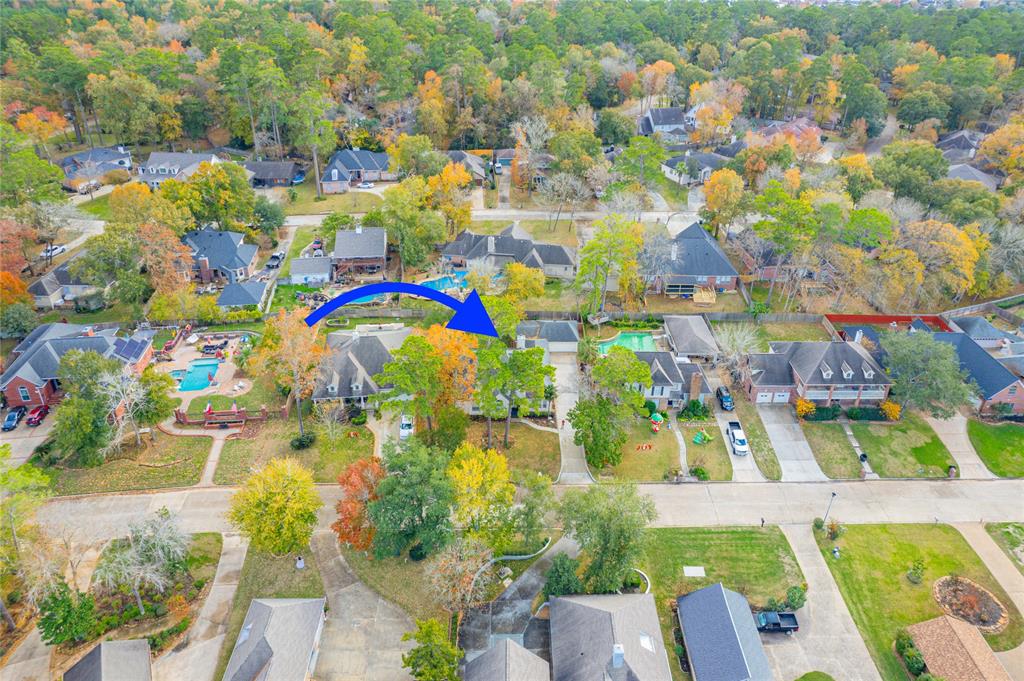 127 Lakeside Dr, Conroe, TX 77356