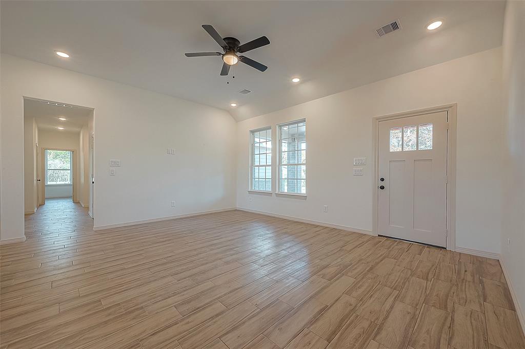 24738 Hempstead, TX 77445