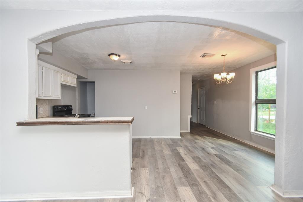 304 Elm Ave, Crosby, TX 77532