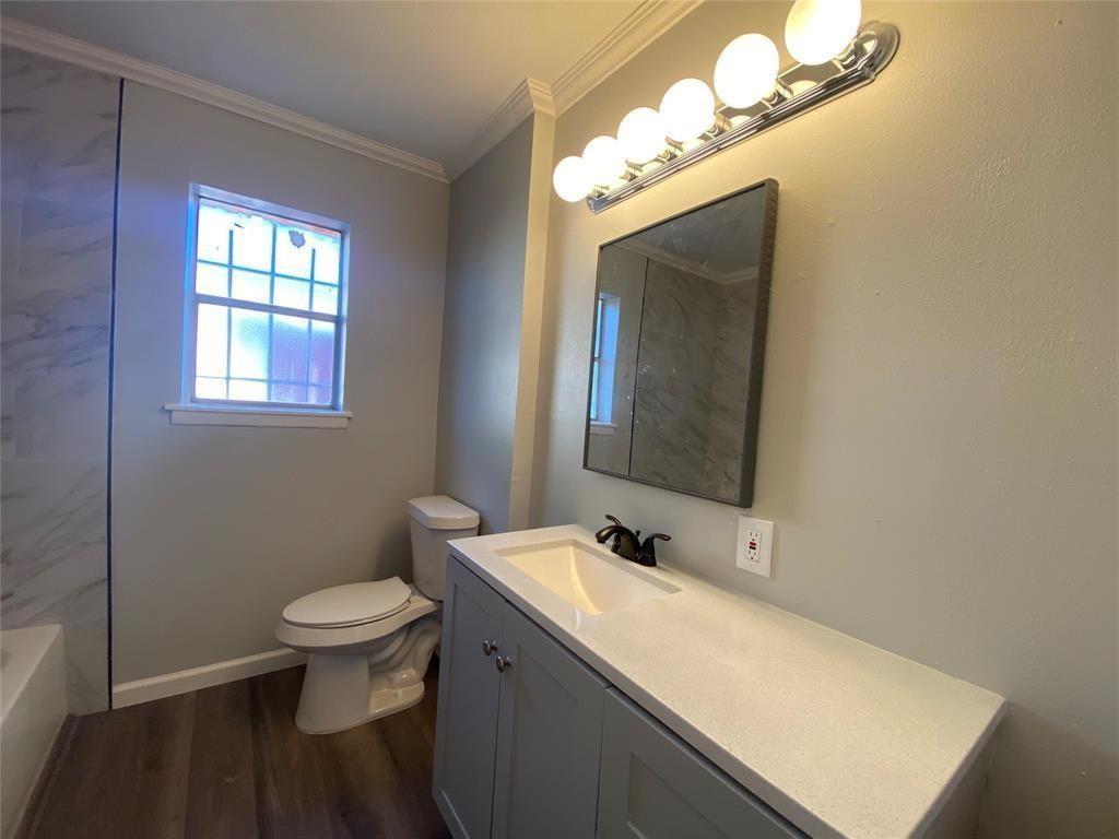 8802 Klondike St, Houston, TX 77075