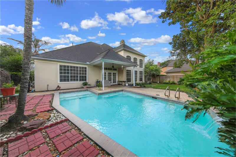 46 Fosters Green Dr, Sugar Land, TX 77479
