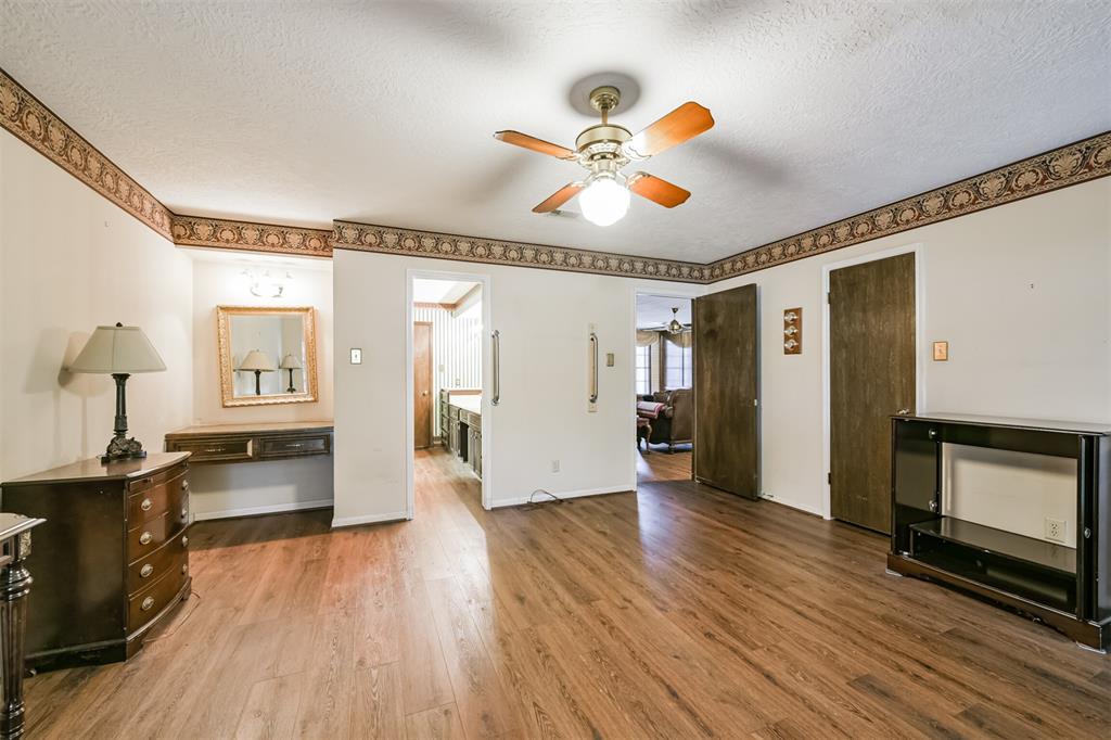 2310 Erin Glen Ct, Deer Park, TX 77536