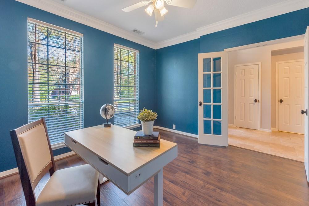 31 E Amberglow Cir, The Woodlands, TX 77381