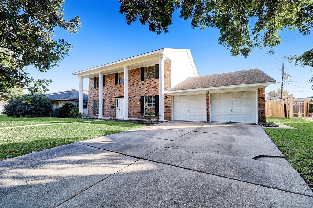 5118 Coral Creek Dr, Houston, TX 77017