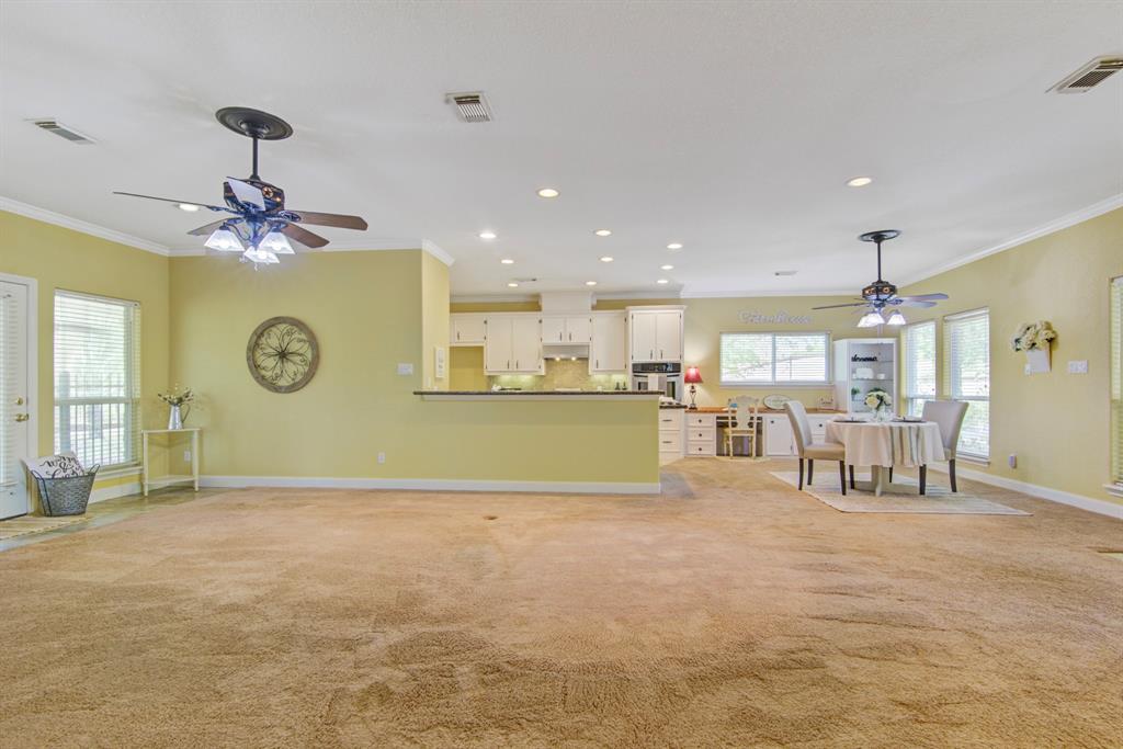 10811 N Humble Camp Rd, Texas City, TX 77539