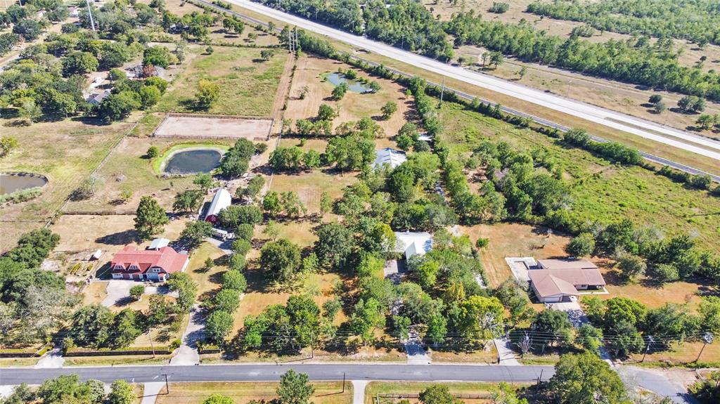 10811 N Humble Camp Rd, Texas City, TX 77539